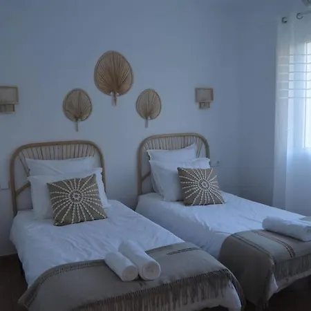 Willa La Menorca *